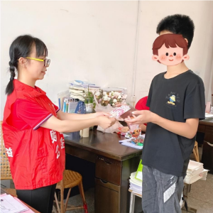 瑞金赋能公益：爱心助学 筑梦未来