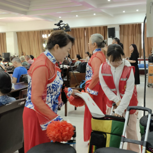 “小”汇演，“大”情怀
