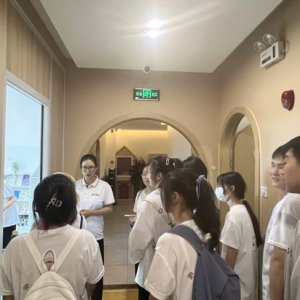 财大学子入“多谷”托育园，推助构建生育友好型社会