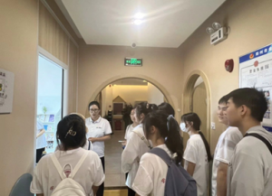 实地走访托育园，了解婚育新观念