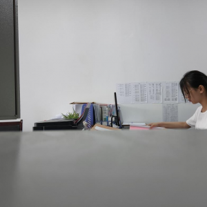 体验基层生活 为家乡人民服务