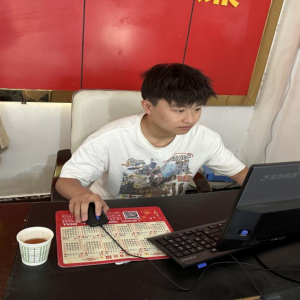 庆七一 颂党恩 筑清廉 促发展