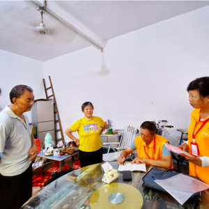 瑞金赋能公益入户走访 传递爱心