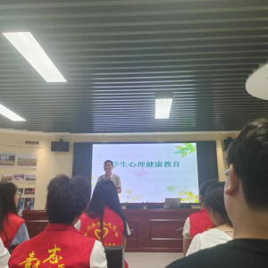 学习青年精神，聚焦新时代征程