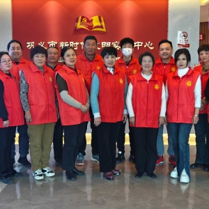 巩义爱心桥学雷锋志愿服务队举行2023年度总结交流座谈会