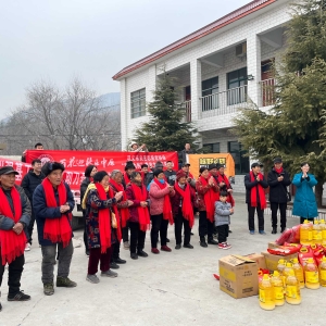 巩义市文艺志愿者协会“文艺下基层 新春送温暖”走进鲁庄镇王窑村