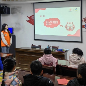 瑞金大学生王欣仪：为人师表 授人以渔