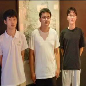 感受裕禄精神，树立坚定理想