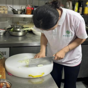 走进信阳菜馆，凝结美食文化