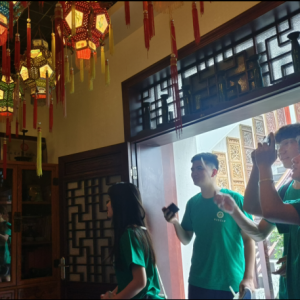 明灯照汴京，灯火续振兴