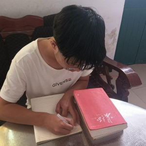 筑牢安全防线，守护青少年儿童健康成长
