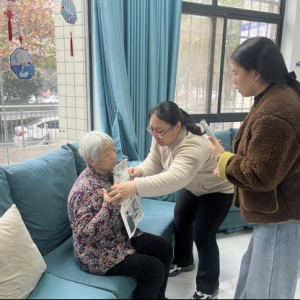 巩义市锦园社区：助老志愿服务 守护“夕阳红”